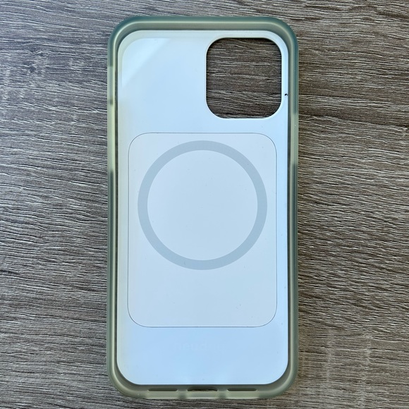 Heyday MagSafe iPhone 12/12 Pro Case - Picture 2 of 2